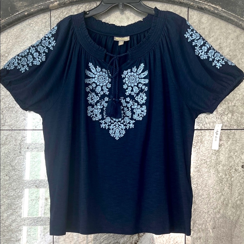 Style & Co. Dark Blue Blouse with Light Blue Embroidery - Picture 2 of 8